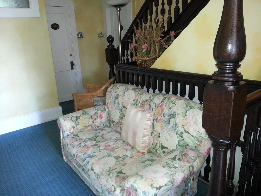 Balfour House Hotel Ванкувър Екстериор снимка