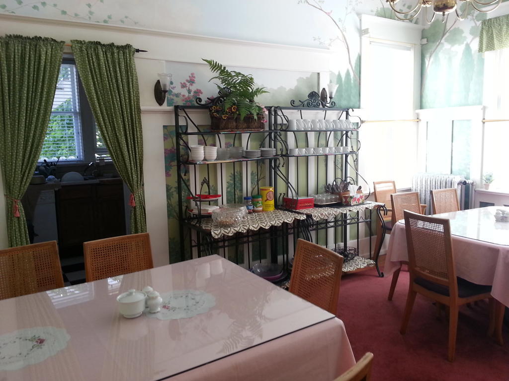 Balfour House Hotel Ванкувър Екстериор снимка